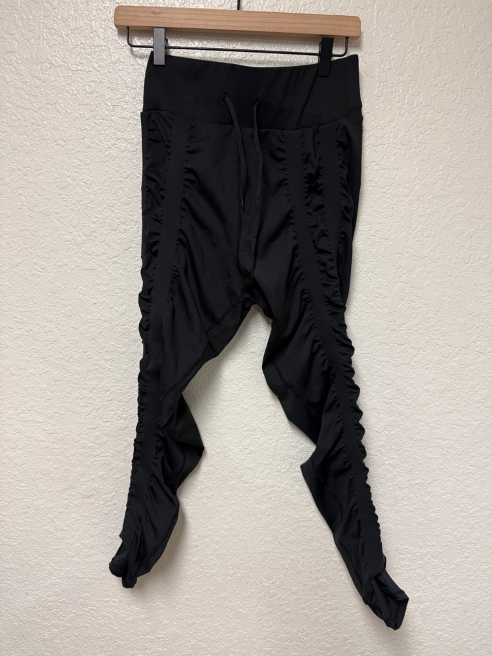 SKINNIFY Black Compression Leggings Size Large